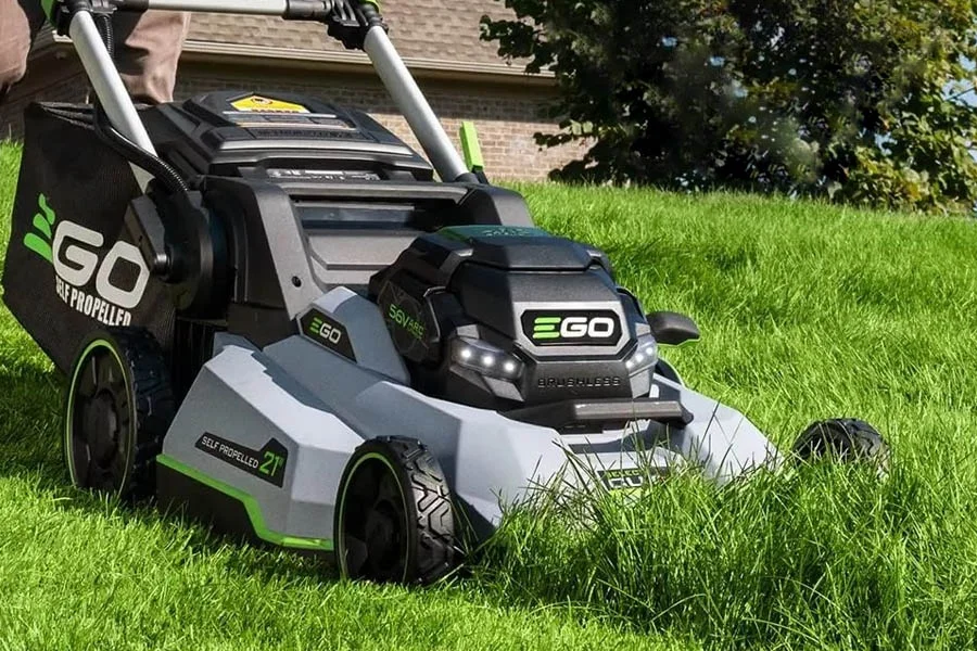 self propelled mower